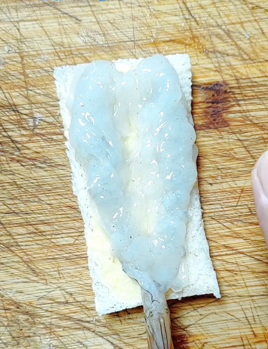 三彩大蝦的做法-家常味炸菜譜-易網(wǎng)健康養(yǎng)生網(wǎng) 三彩大蝦的做法-家常味炸菜譜