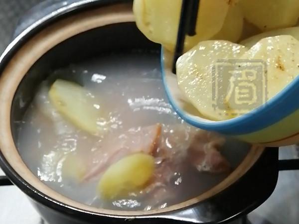 熱乎乎的泡菜鍋,驅寒還管飽!的做法-酸辣味煮菜譜-易網健康養生網 熱乎乎的泡菜鍋,驅寒還管飽!的做法-酸辣味煮菜譜