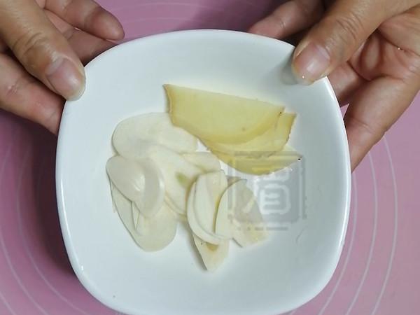 熱乎乎的泡菜鍋,驅寒還管飽!的做法-酸辣味煮菜譜-易網健康養生網 熱乎乎的泡菜鍋,驅寒還管飽!的做法-酸辣味煮菜譜