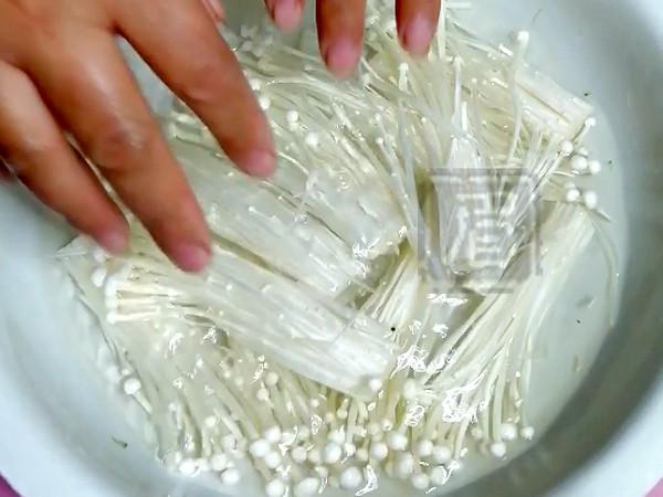 熱乎乎的泡菜鍋,驅寒還管飽!的做法-酸辣味煮菜譜-易網健康養生網 熱乎乎的泡菜鍋,驅寒還管飽!的做法-酸辣味煮菜譜