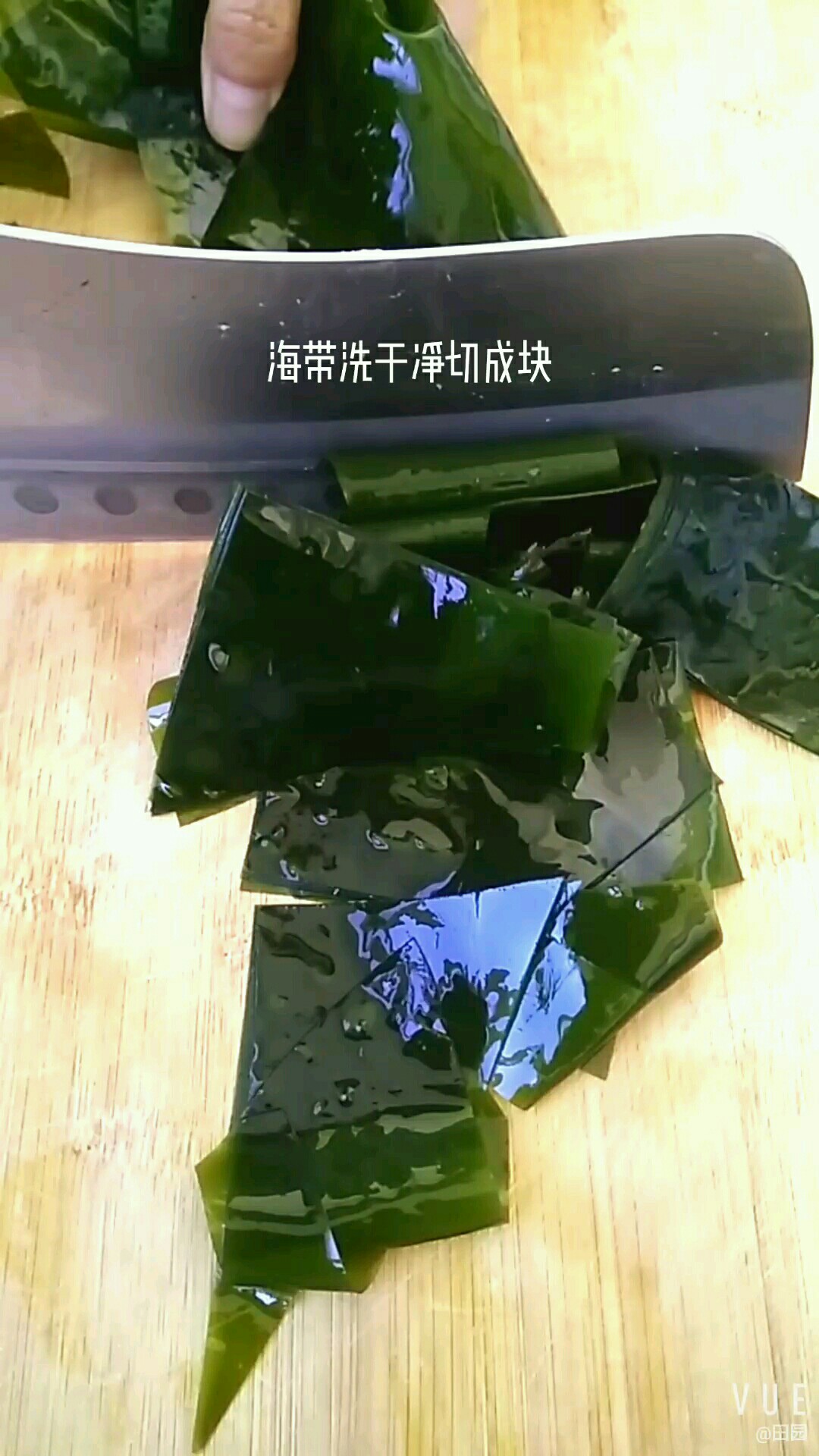 五花肉配海帶 完美的做法-咸鮮味燒菜譜-易網健康養生網 五花肉配海帶 完美的做法-咸鮮味燒菜譜