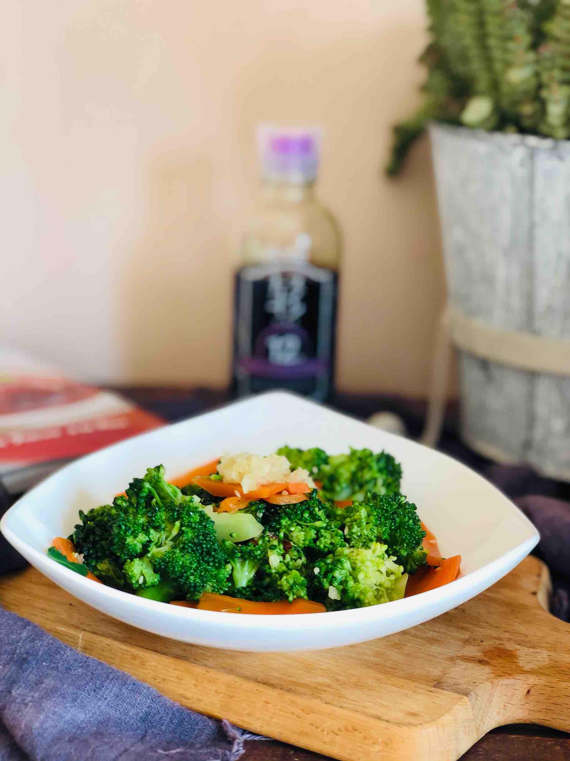 蒜蓉西蘭花的做法-咸鮮味拌菜譜-易網健康養生網 蒜蓉西蘭花的做法-咸鮮味拌菜譜