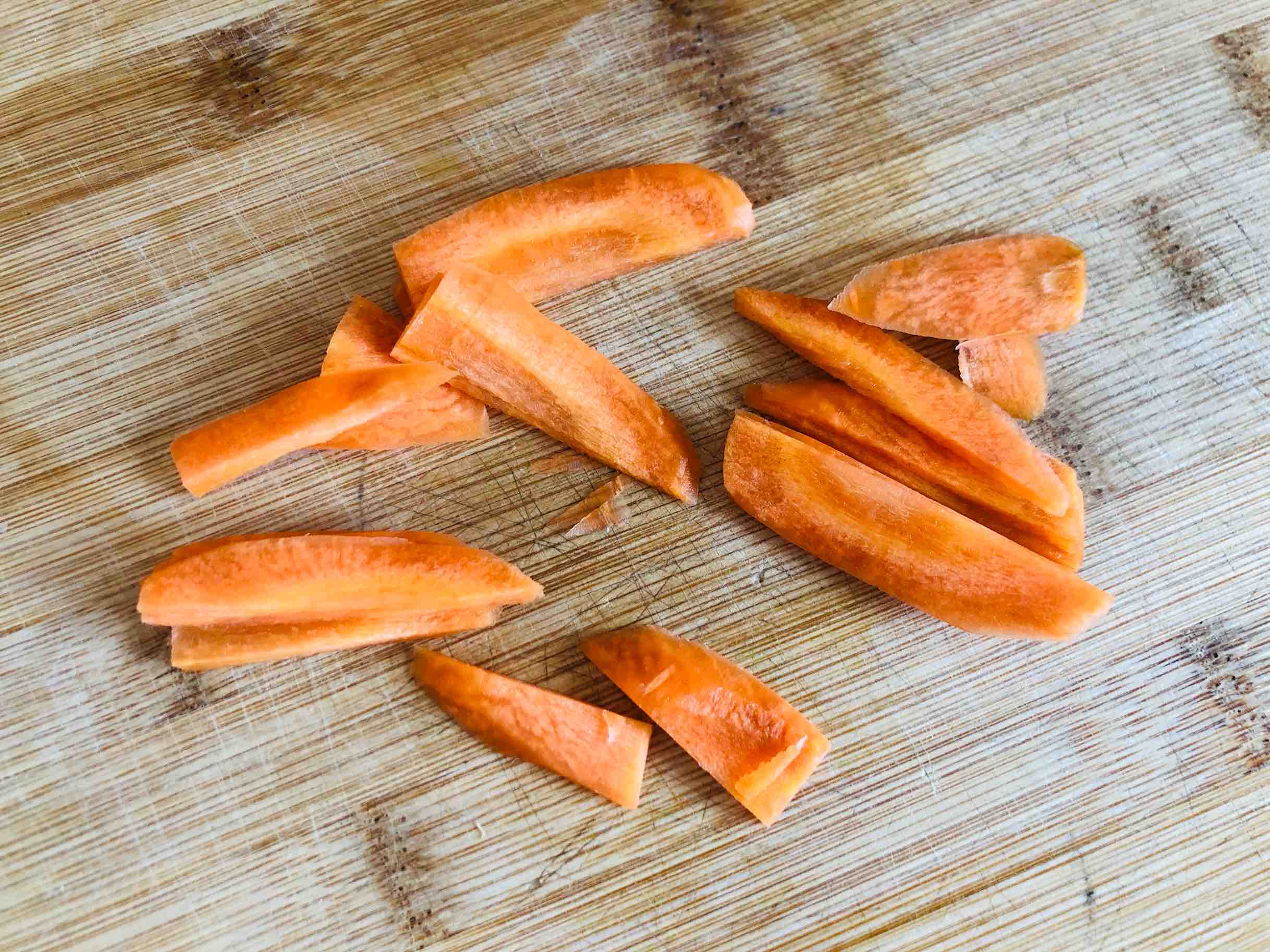 蒜蓉西蘭花的做法-咸鮮味拌菜譜-易網健康養生網 蒜蓉西蘭花的做法-咸鮮味拌菜譜