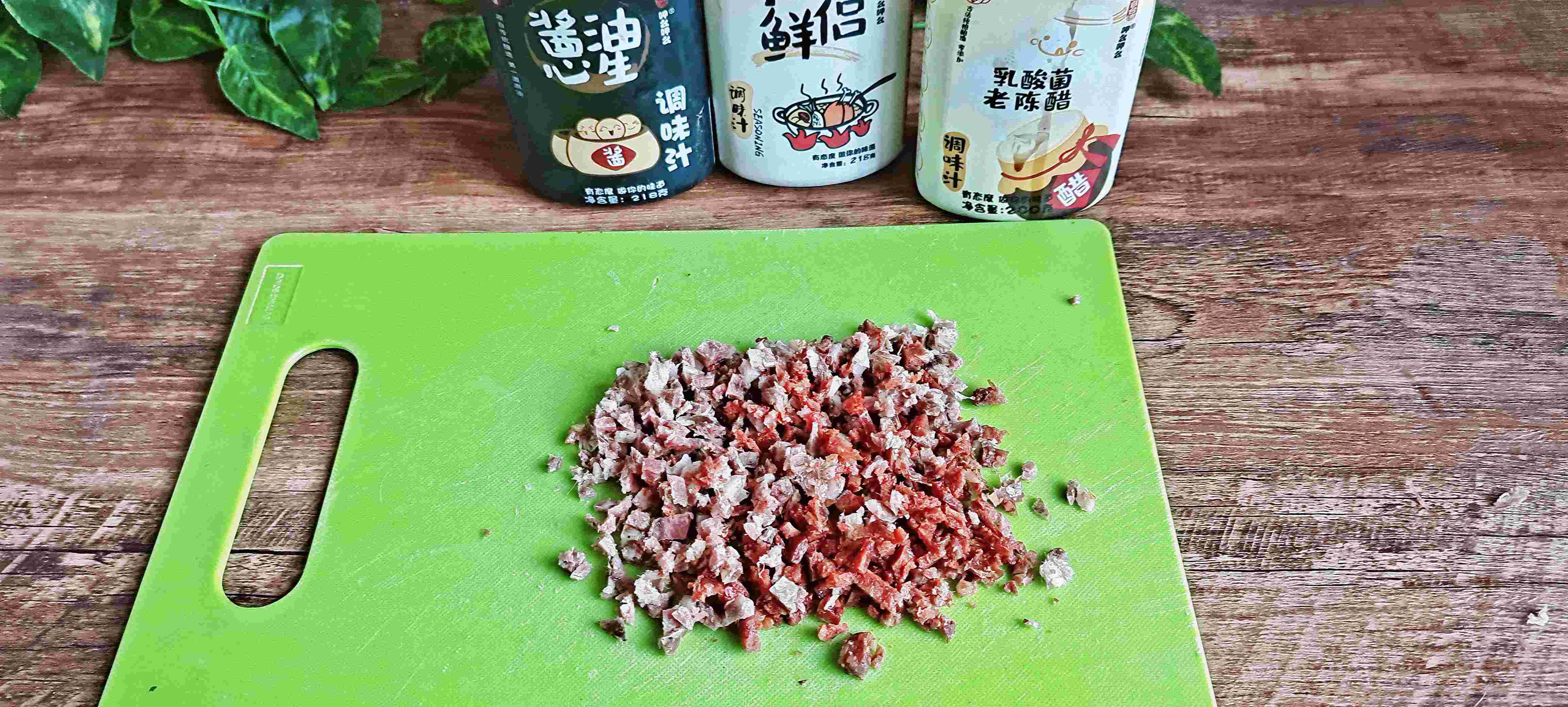 土豆的高大上做法，春節家宴備受歡迎…土豆泥黃金卷的做法-咸鮮味其它工藝菜譜