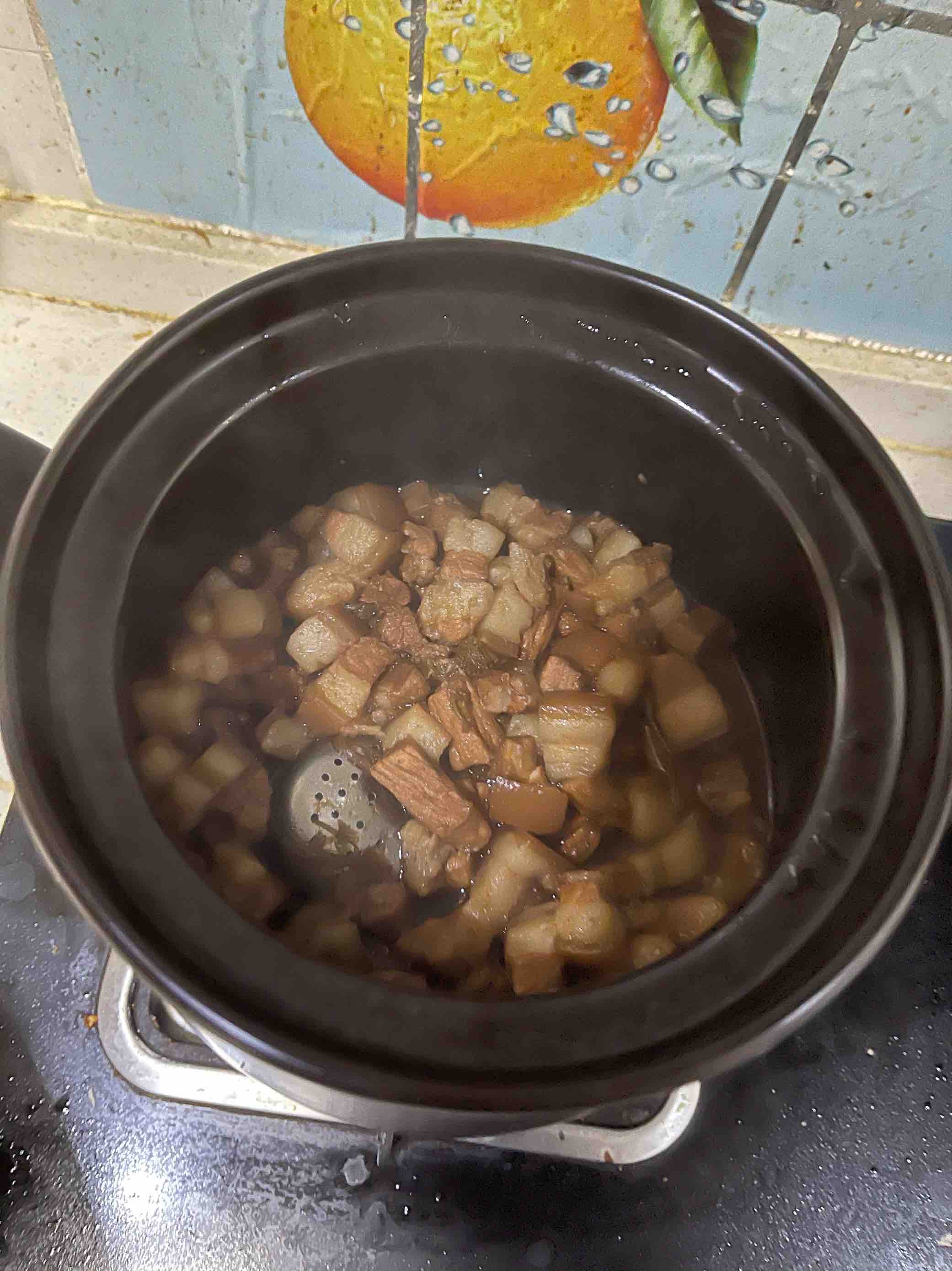 蘇式紅燒肉的做法-家常味砂鍋菜譜-易網健康養生網 蘇式紅燒肉的做法-家常味砂鍋菜譜