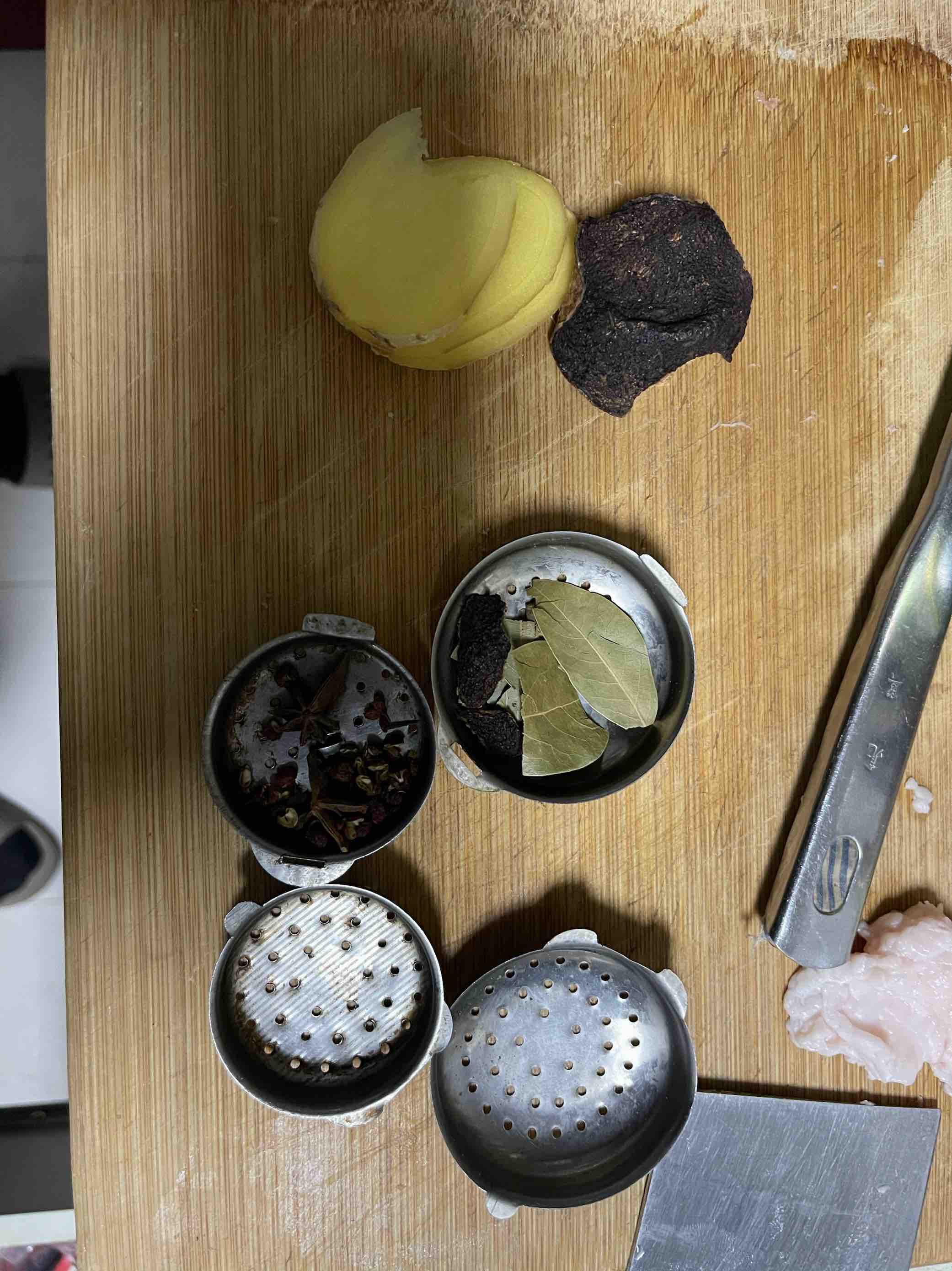 蘇式紅燒肉的做法-家常味砂鍋菜譜-易網健康養生網 蘇式紅燒肉的做法-家常味砂鍋菜譜