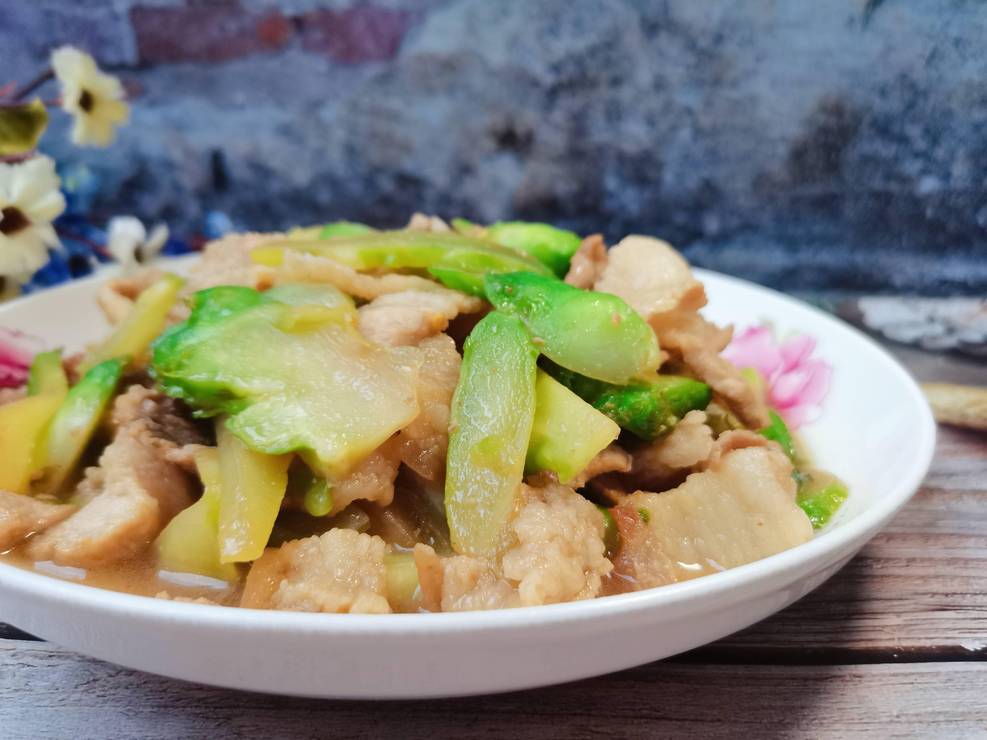 兒菜炒肉片的做法-家常味炒菜譜-易網健康養(yǎng)生網 兒菜炒肉片的做法-家常味炒菜譜