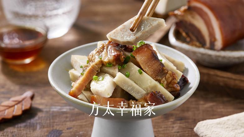 臘肉燜香芋的做法-家常味煮菜譜