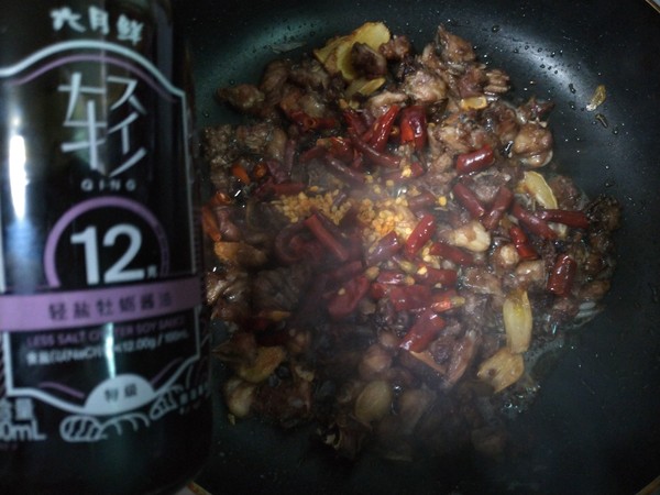 冷吃兔肉的做法-香辣味炒菜譜