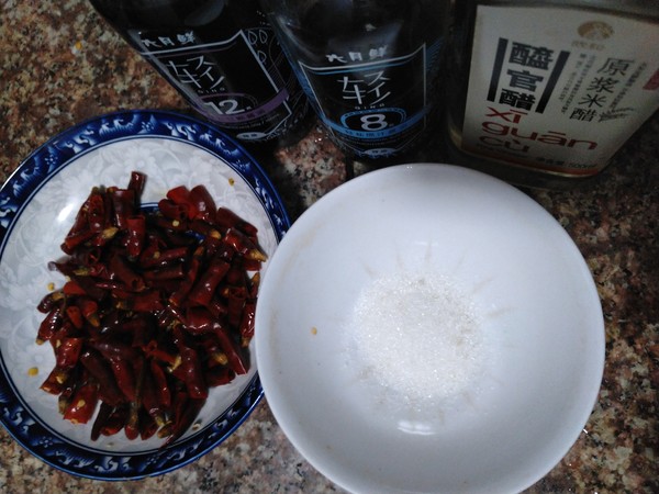 冷吃兔肉的做法-香辣味炒菜譜