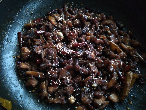 冷吃兔肉的做法-香辣味炒菜譜