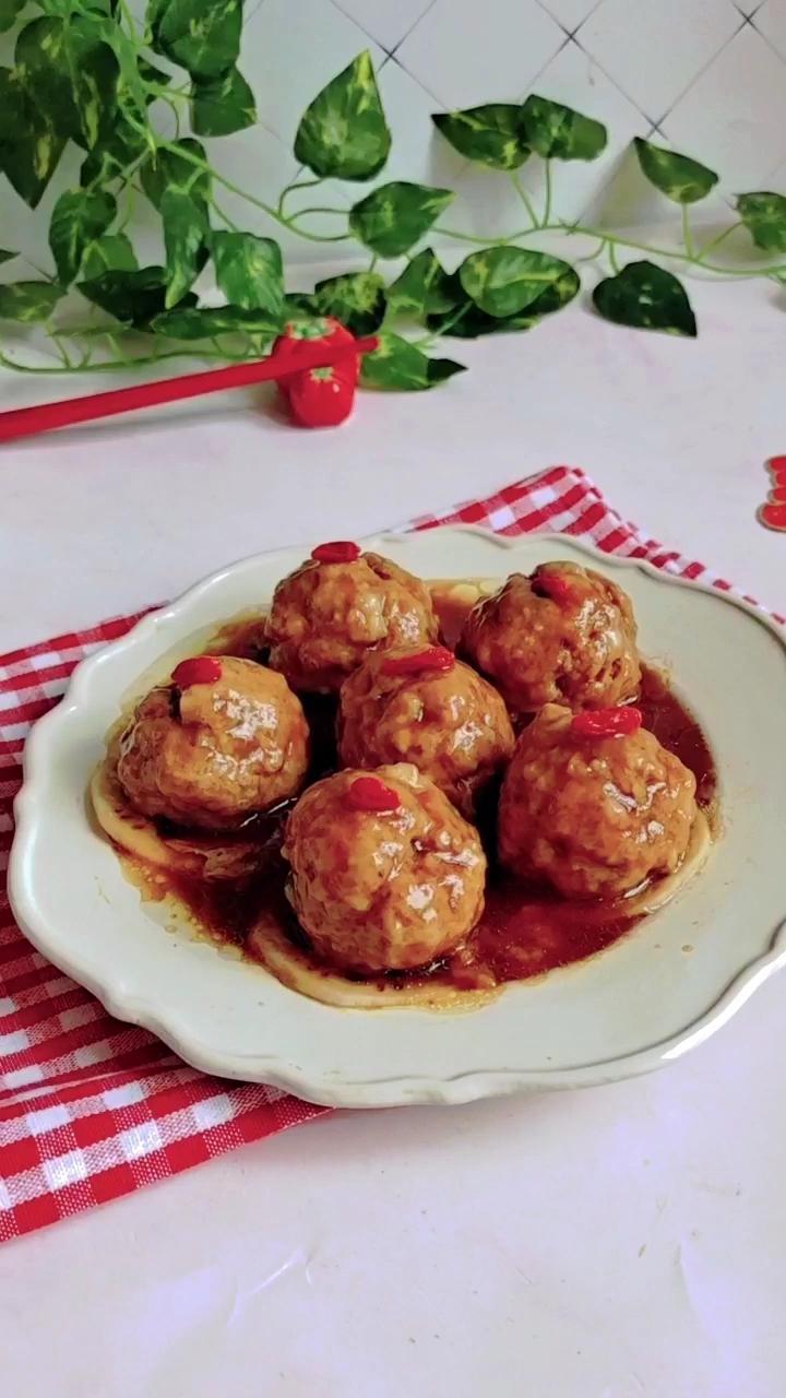 學會花樣肉圓做法，春節餐桌讓你倍有面兒~糖醋鴛鴦蛋的做法-酸甜味蒸菜譜