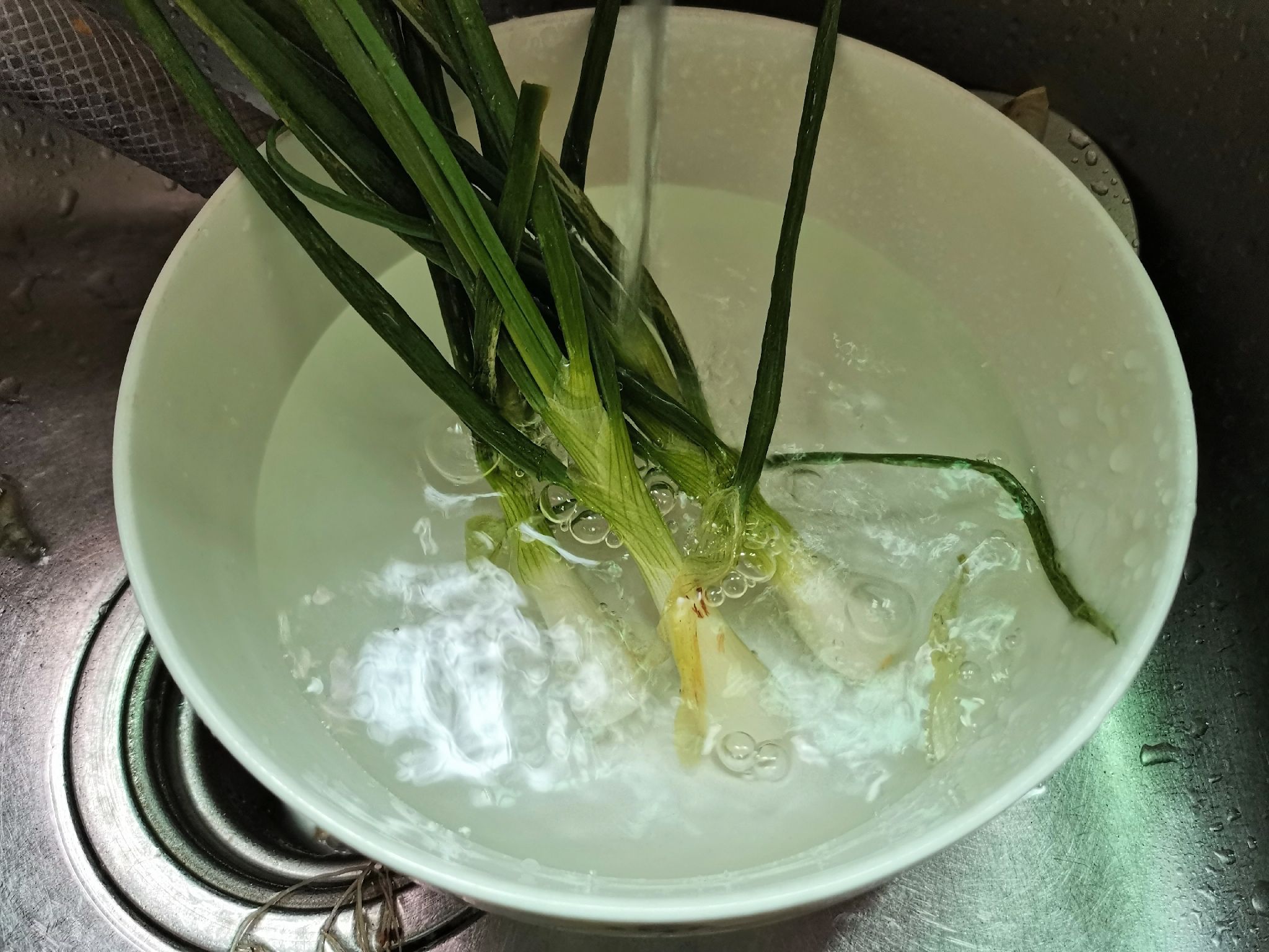 臘腸炒雞蛋的做法-家常味炒菜譜-易網健康養生網 臘腸炒雞蛋的做法-家常味炒菜譜