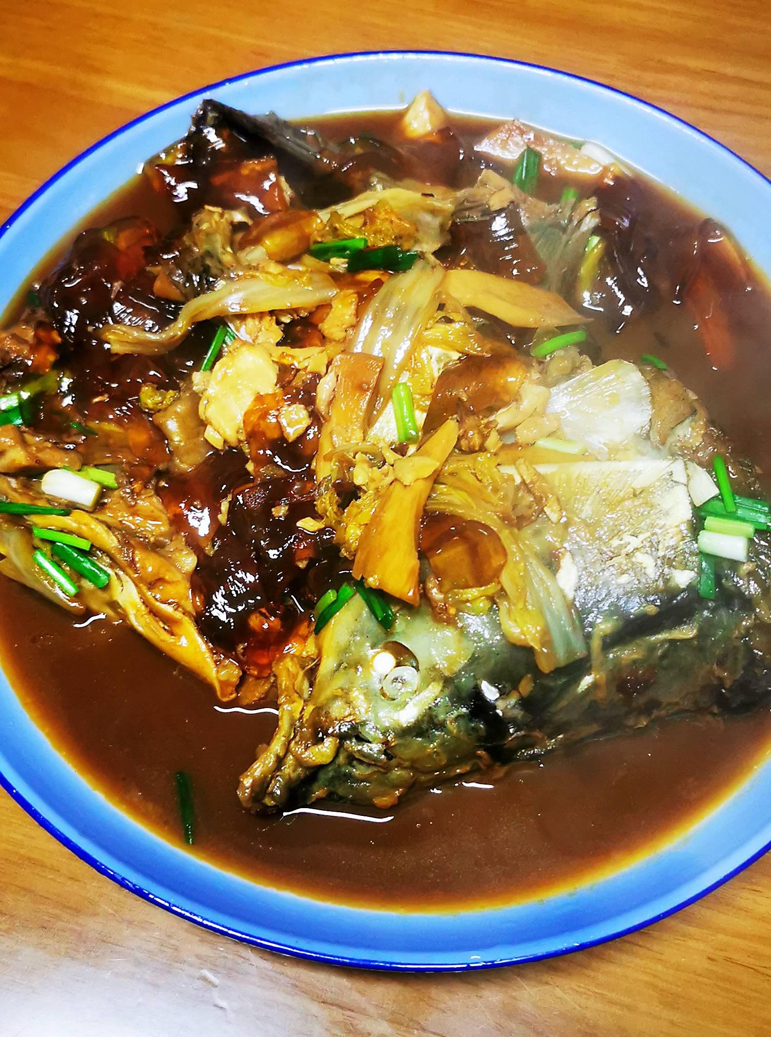 粉條燉青魚頭的做法-家常味燒菜譜-易網健康養生網 粉條燉青魚頭的做法-家常味燒菜譜