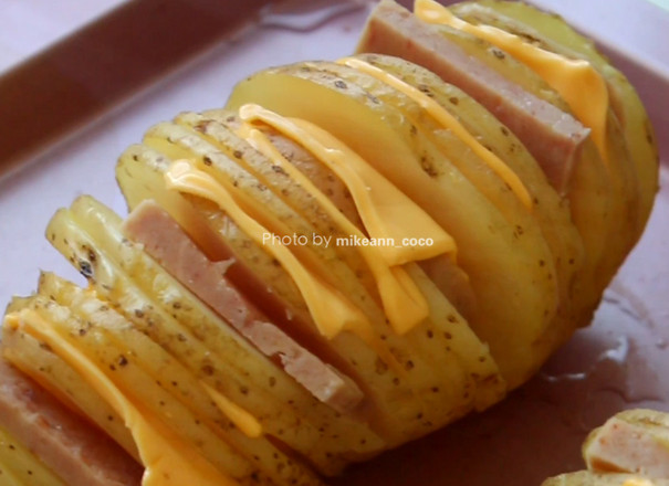 風琴烤土豆的做法-家常味烘焙菜譜-易網健康養生網 風琴烤土豆的做法-家常味烘焙菜譜