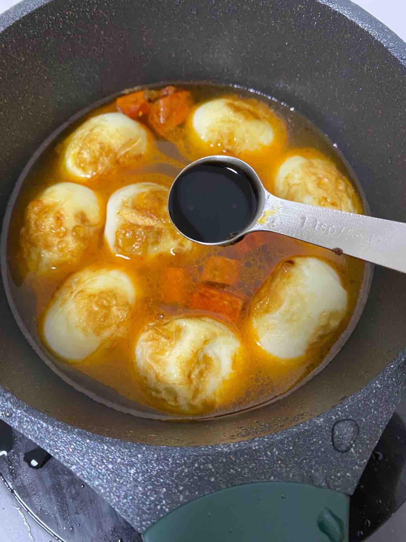 爆汁虎皮雞蛋的做法-家常味煎菜譜-易網健康養生網 爆汁虎皮雞蛋的做法-家常味煎菜譜