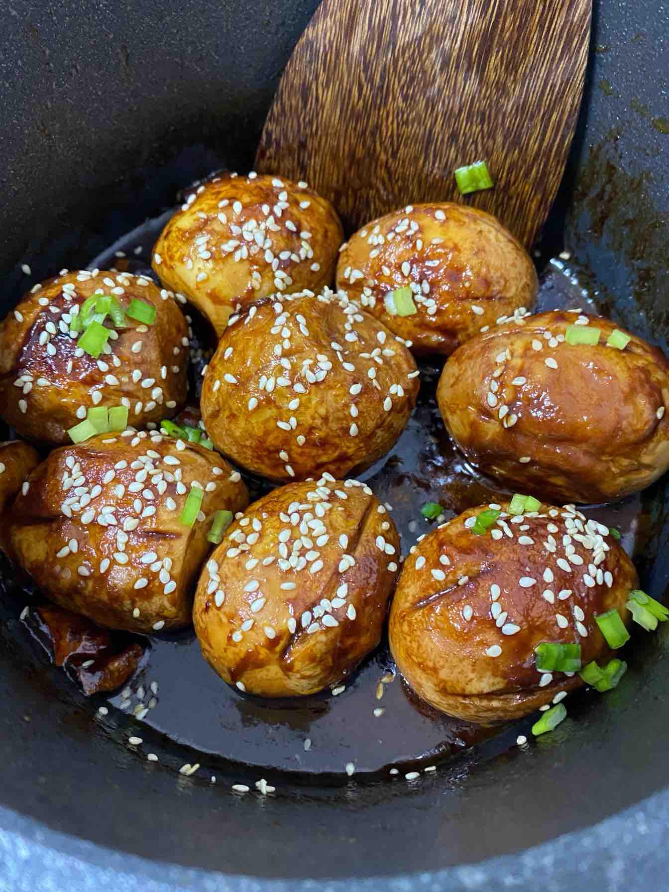 爆汁虎皮雞蛋的做法-家常味煎菜譜-易網健康養生網 爆汁虎皮雞蛋的做法-家常味煎菜譜