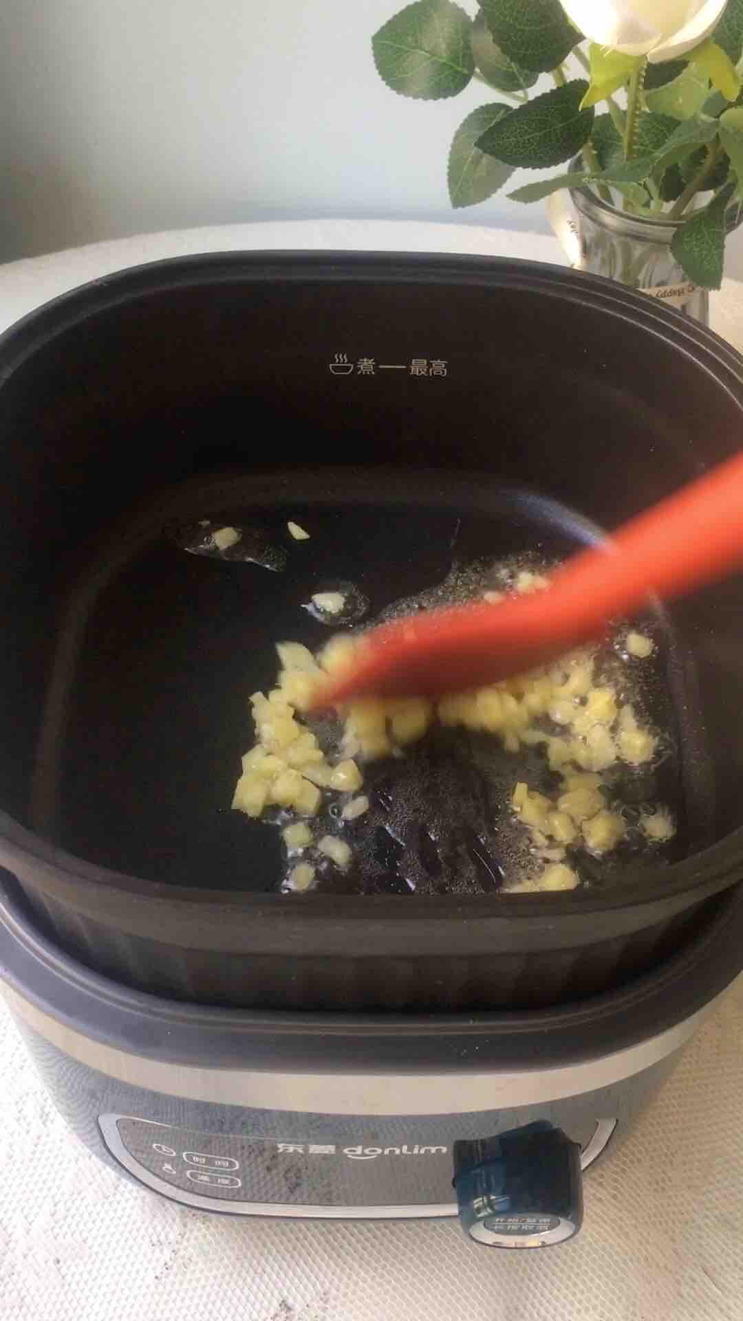 低脂番茄豆腐湯的做法-家常味煮菜譜-易網(wǎng)健康養(yǎng)生網(wǎng) 低脂番茄豆腐湯的做法-家常味煮菜譜