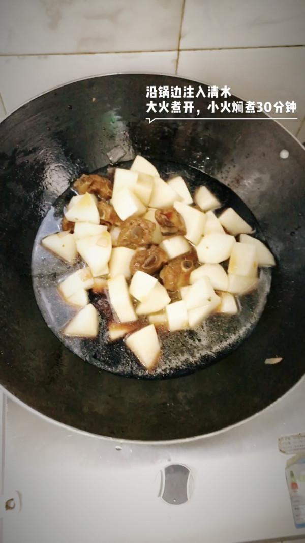 蘿卜燒排骨的做法-家常味燒菜譜-易網(wǎng)健康養(yǎng)生網(wǎng) 蘿卜燒排骨的做法-家常味燒菜譜