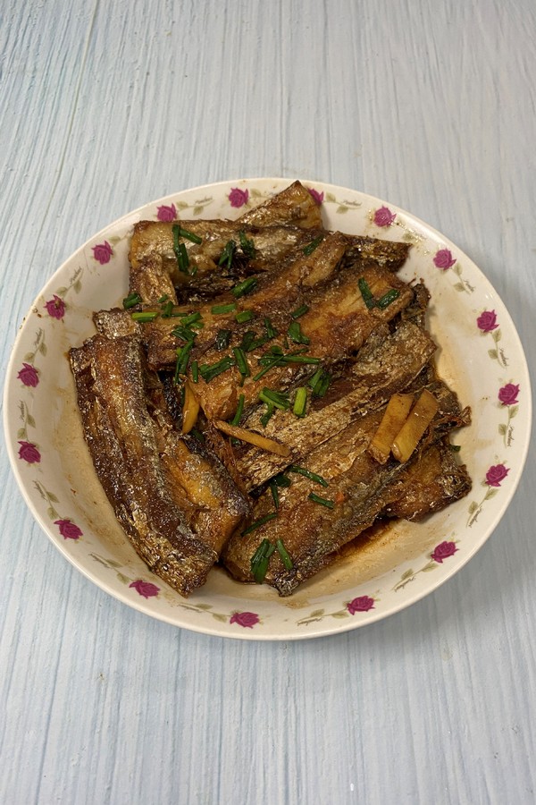 帶魚這樣做,酥脆的連魚骨頭都可以吃的做法-家常味煎菜譜-易網健康養生網 帶魚這樣做,酥脆的連魚骨頭都可以吃的做法-家常味煎菜譜