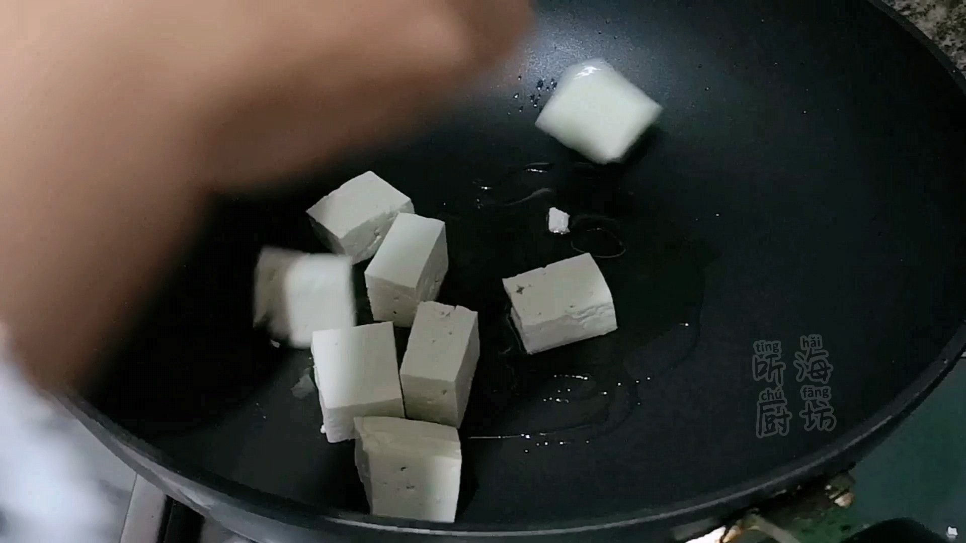 開胃又下飯的茄汁豆腐的做法-酸甜味煎菜譜-易網(wǎng)健康養(yǎng)生網(wǎng) 開胃又下飯的茄汁豆腐的做法-酸甜味煎菜譜