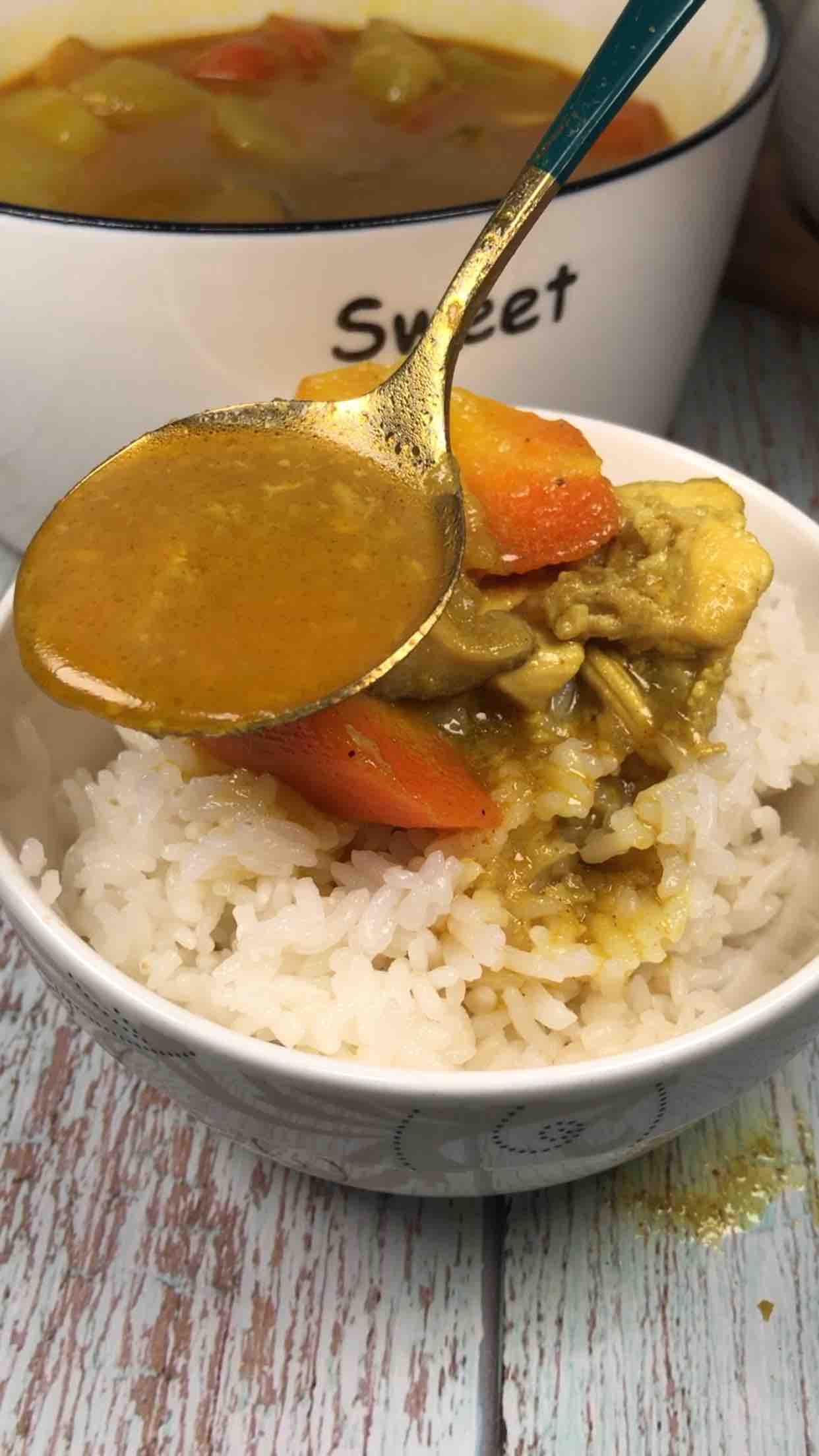 咖喱雞肉飯的做法-咖喱味煮菜譜