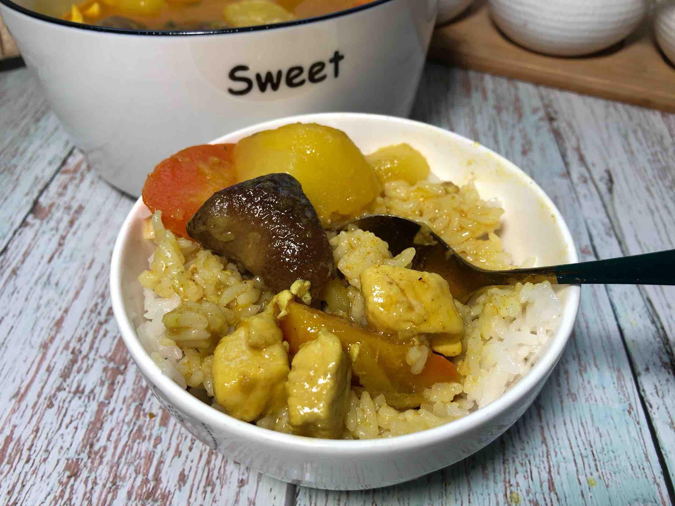 咖喱雞肉飯的做法-咖喱味煮菜譜