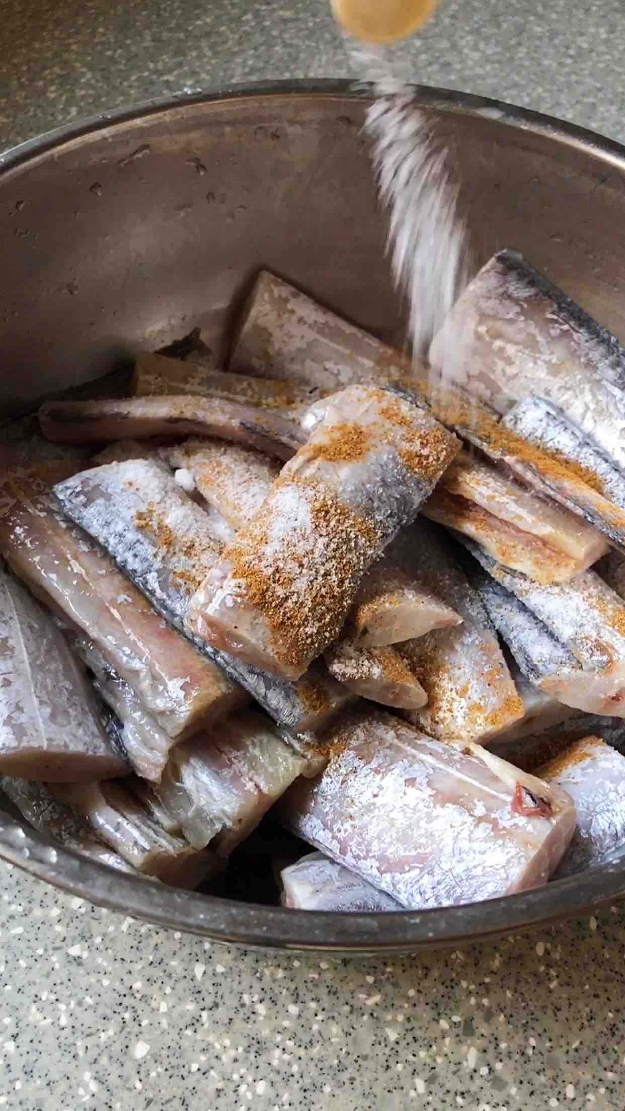 干炸帶魚的做法-魚香味炸菜譜-易網健康養生網 干炸帶魚的做法-魚香味炸菜譜