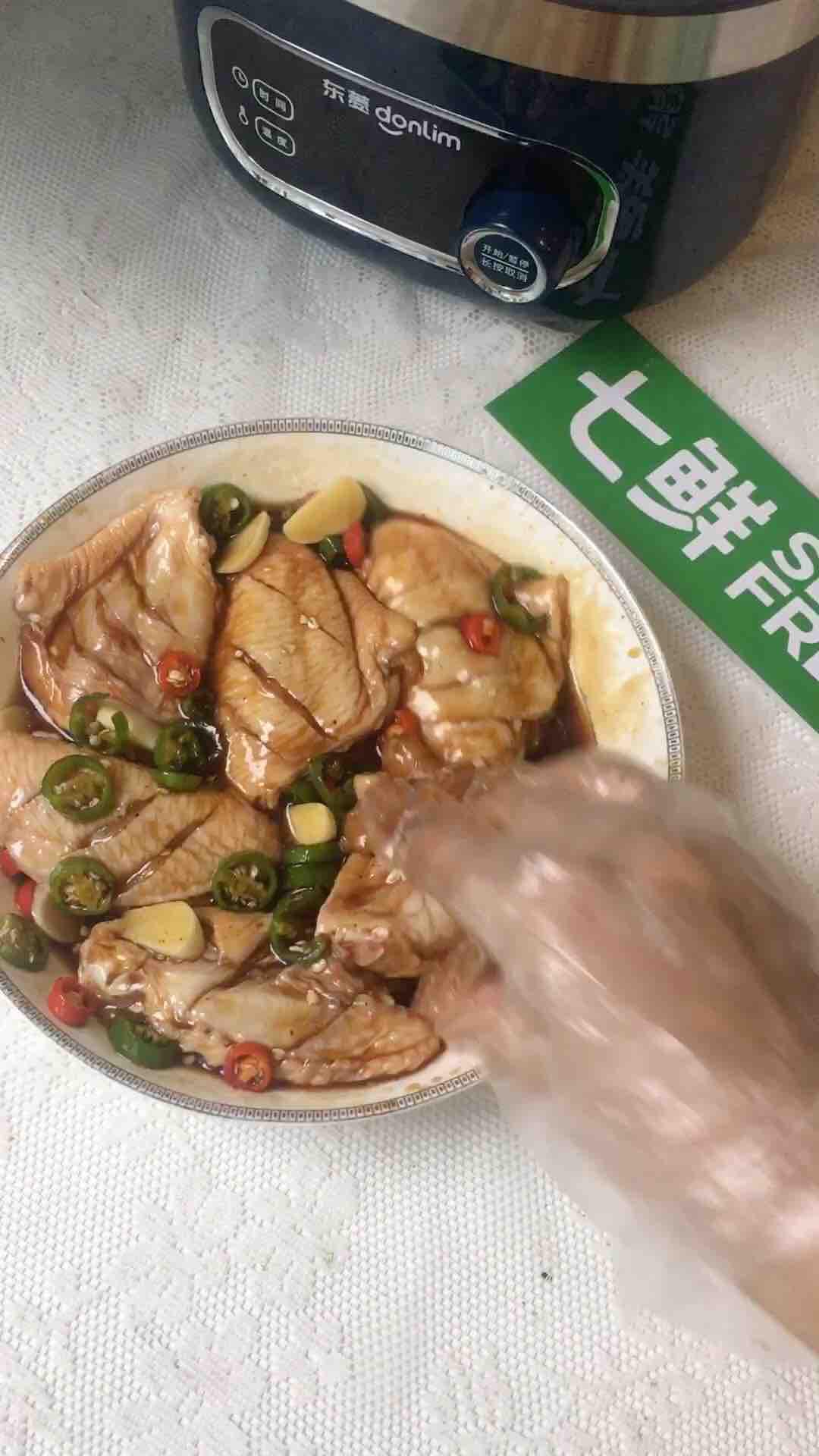 香烤雞翅中的做法-家常味烤菜譜-易網(wǎng)健康養(yǎng)生網(wǎng) 香烤雞翅中的做法-家常味烤菜譜