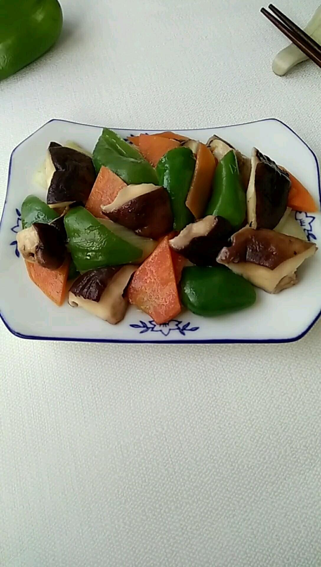 三色素炒低脂健康菜的做法-家常味炒菜譜-易網健康養生網 三色素炒低脂健康菜的做法-家常味炒菜譜