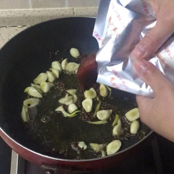 麻辣烤魚的做法-香辣味烤菜譜-易網健康養生網 麻辣烤魚的做法-香辣味烤菜譜