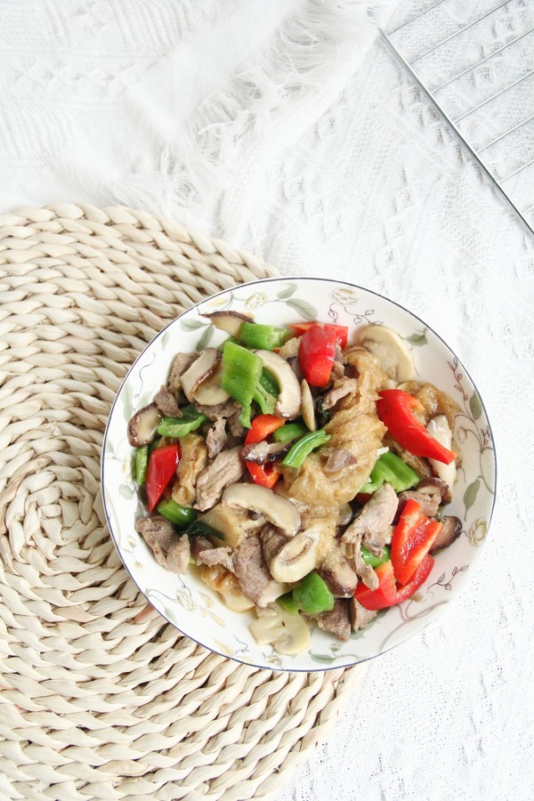 雙菇炒肉絲的做法-咸鮮味炒菜譜