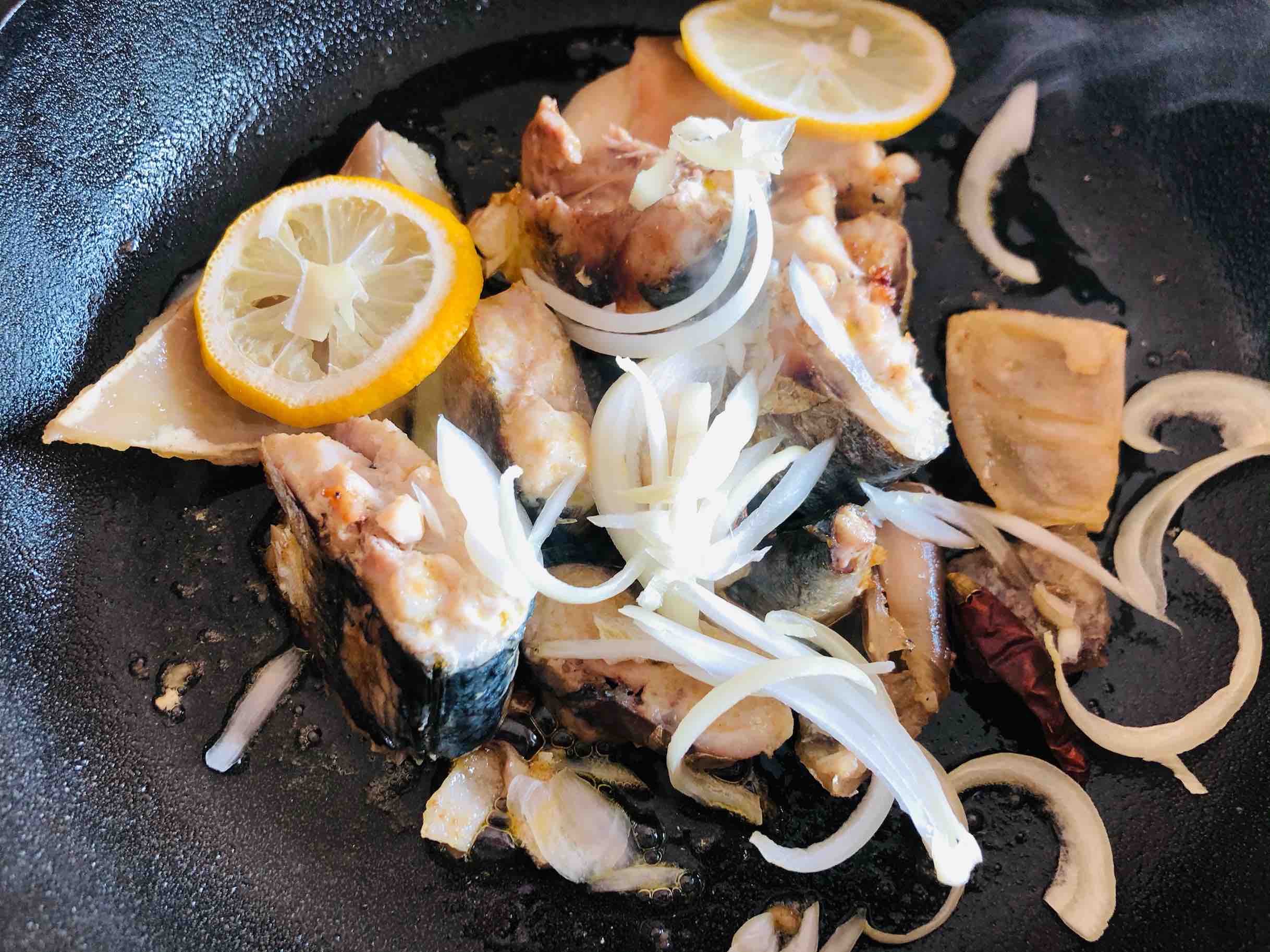 鲅魚燉豆腐的做法-咸鮮味燉菜譜-易網健康養生網 鲅魚燉豆腐的做法-咸鮮味燉菜譜