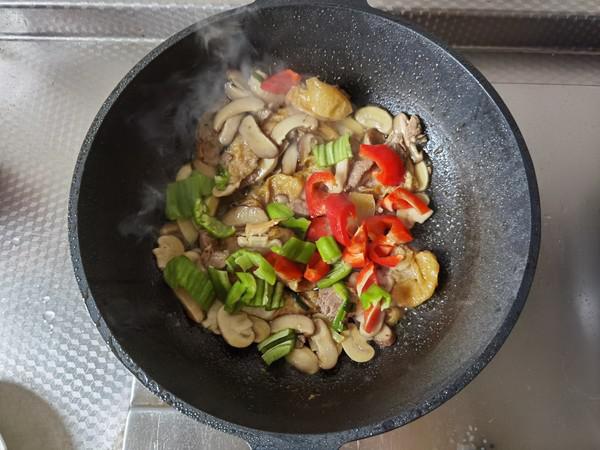 雙菇炒肉絲的做法-咸鮮味炒菜譜