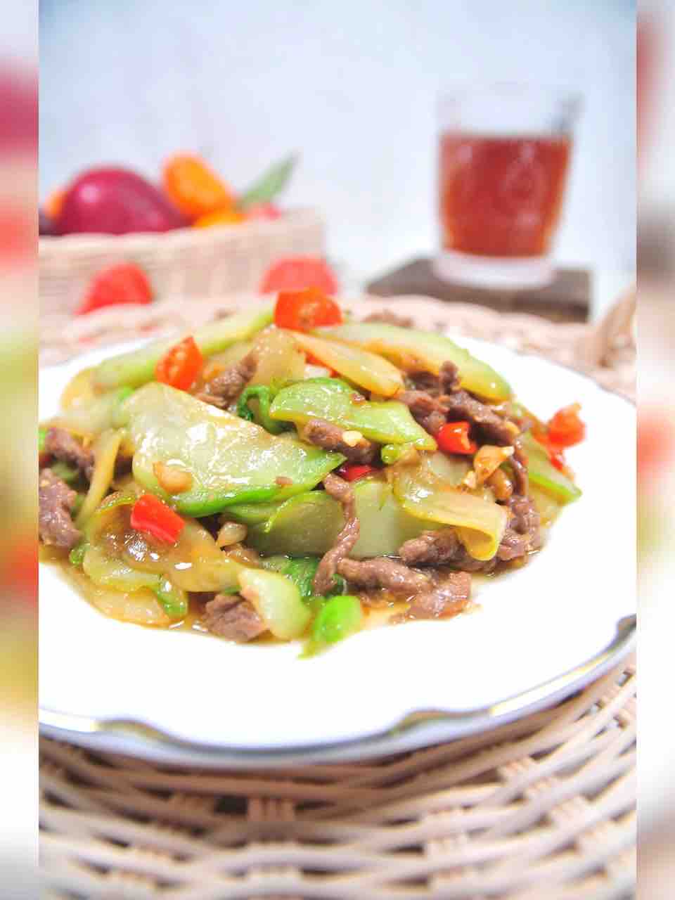 兒菜炒肉絲的做法-家常味炒菜譜