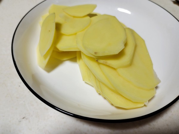 香辣時(shí)蔬的做法-香辣味炒菜譜-易網(wǎng)<a href=http://www.xllyou.com/ target=_blank class=infotextkey>健康養(yǎng)生</a>網(wǎng) 香辣時(shí)蔬的做法-香辣味炒菜譜