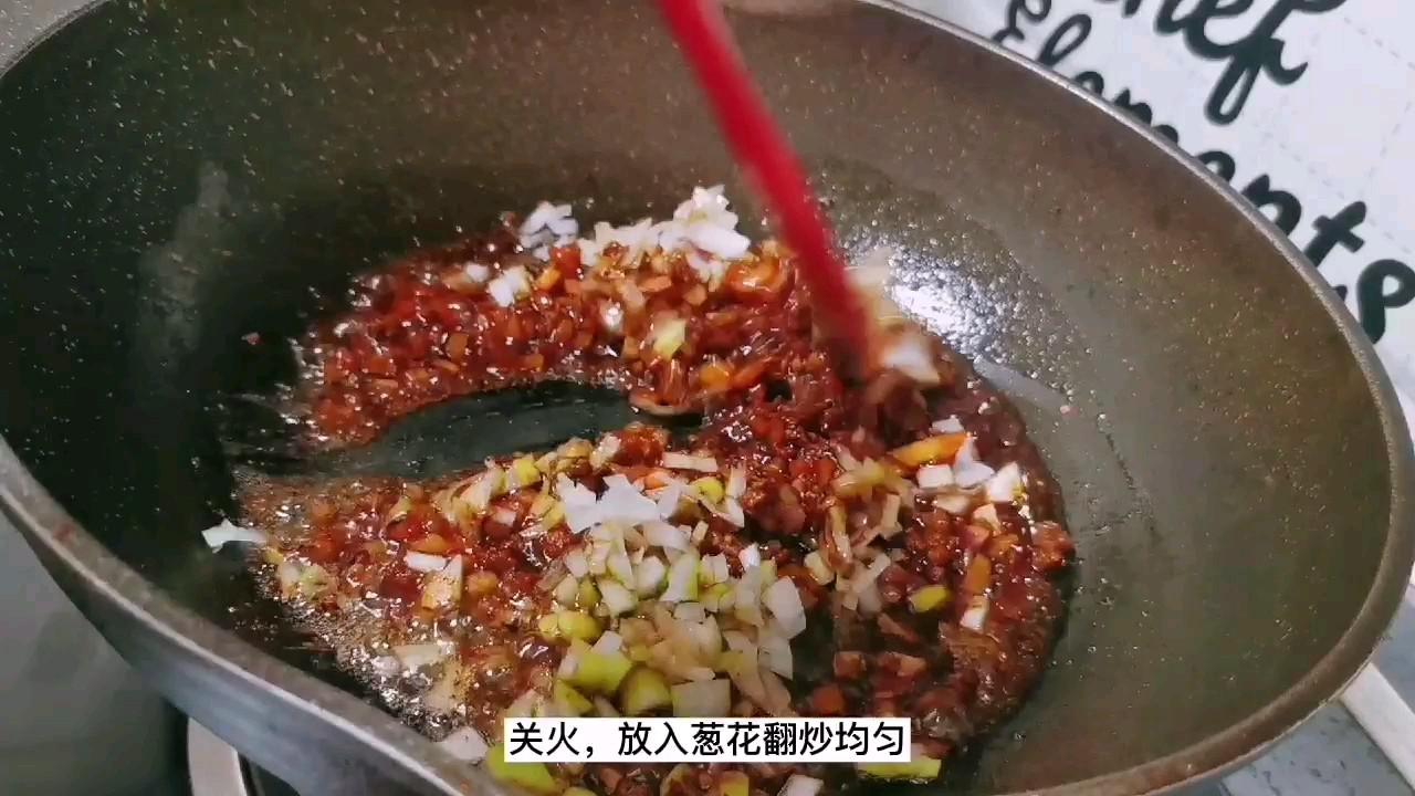 茄子不要油炸了，蒸著吃才更健康：肉沫蒸茄子的做法-咸鮮味蒸菜譜