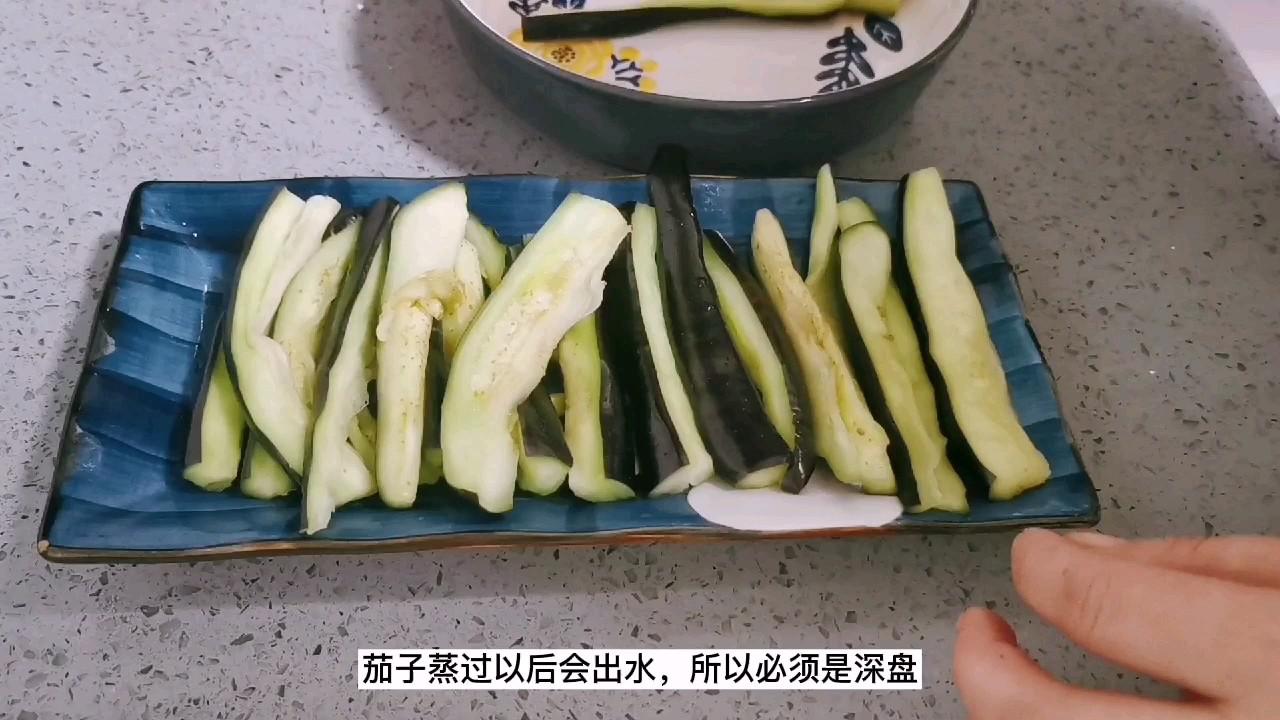 茄子不要油炸了，蒸著吃才更健康：肉沫蒸茄子的做法-咸鮮味蒸菜譜