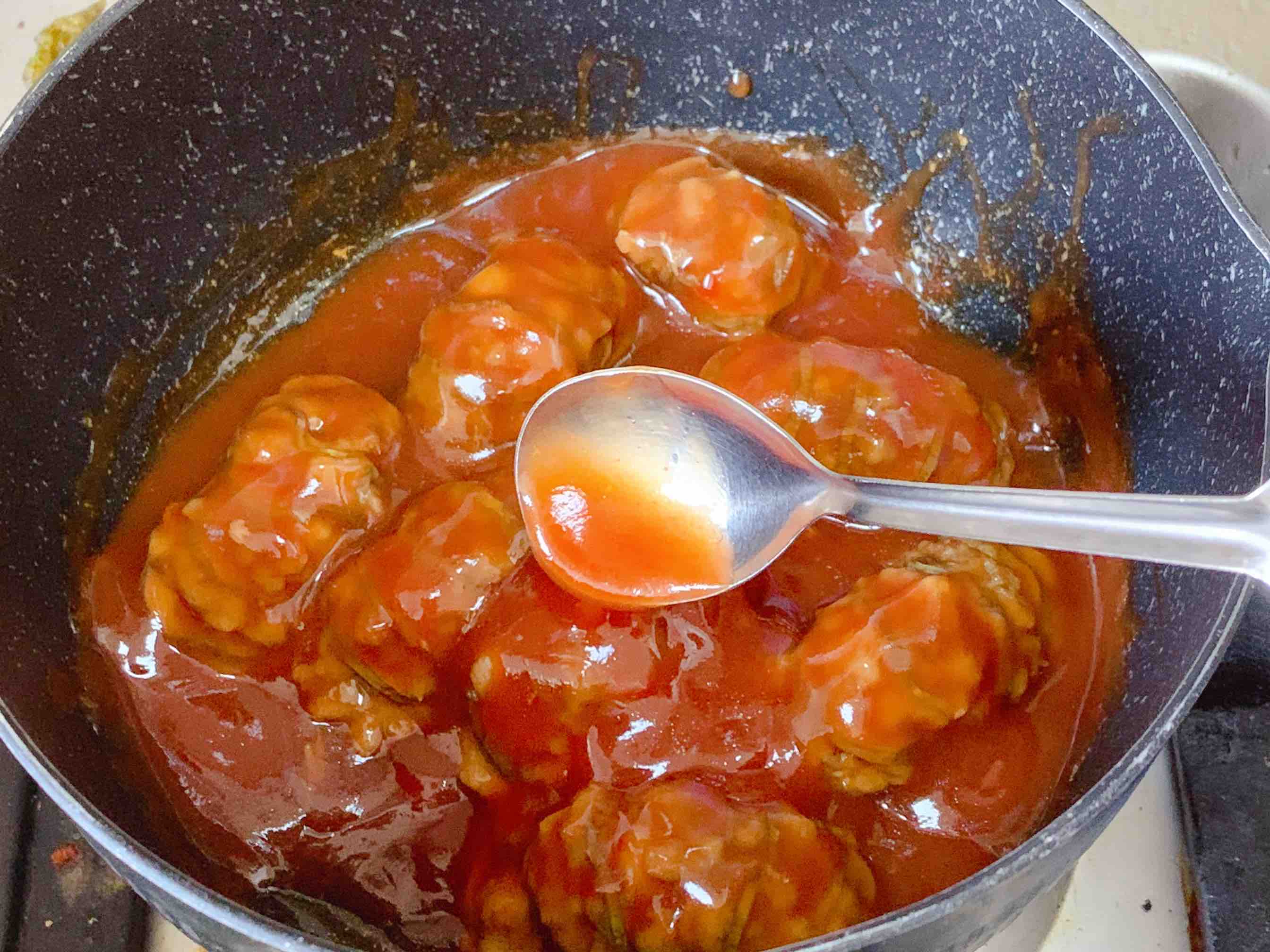 紅火年菜,喜慶燈籠茄子的做法-家常味蒸菜譜-易網(wǎng)健康養(yǎng)生網(wǎng) 紅火年菜,喜慶燈籠茄子的做法-家常味蒸菜譜