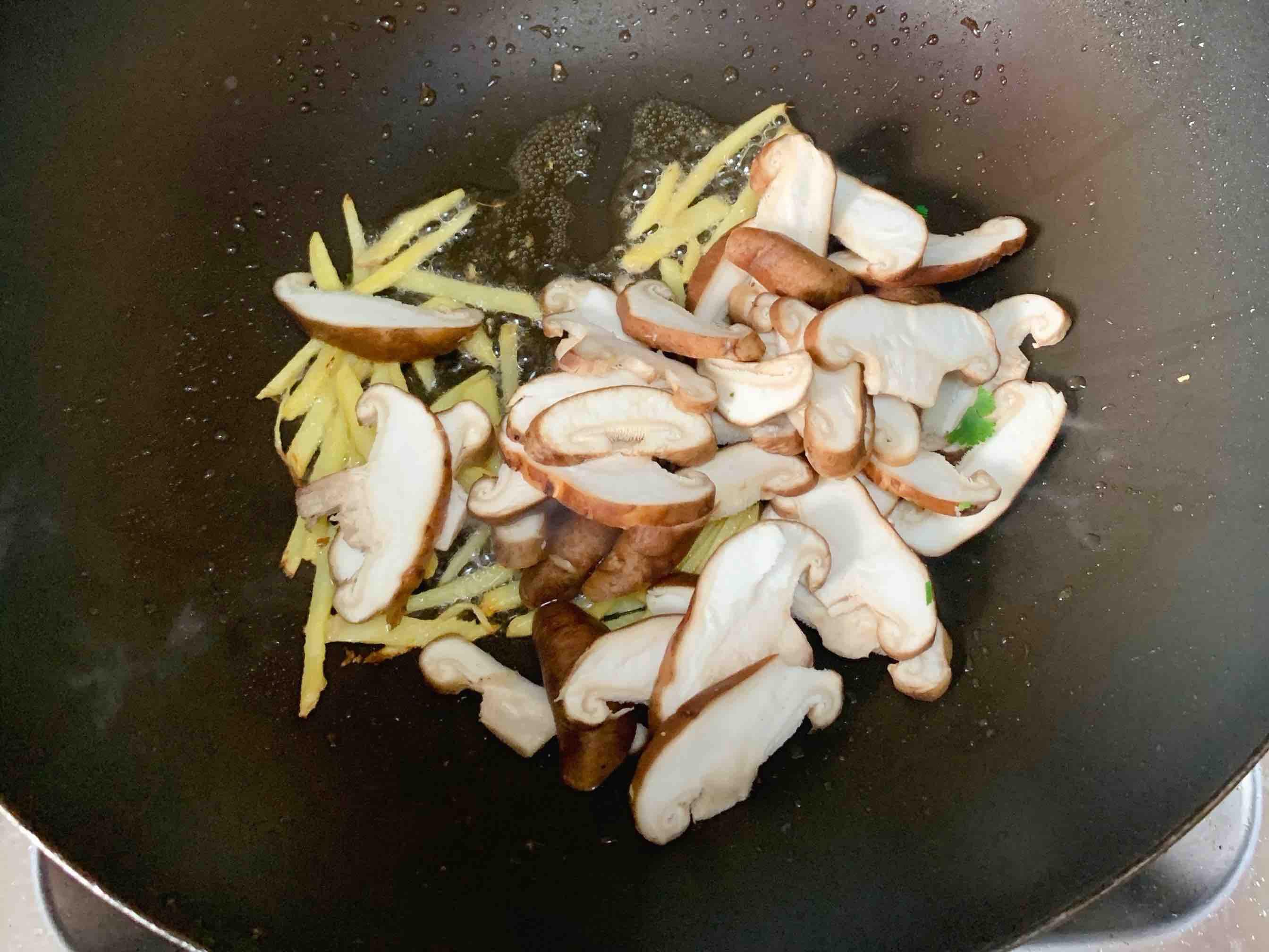 香菜炒肉的做法-家常味炒菜譜-易網健康養生網 香菜炒肉的做法-家常味炒菜譜