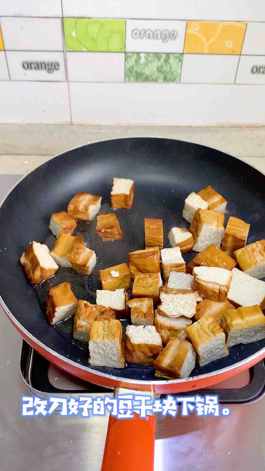 簡單易做的麻婆豆干,即是秒飯菜也是小零嘴的做法-麻辣味燒菜譜-易網健康養生網 簡單易做的麻婆豆干,即是秒飯菜也是小零嘴的做法-麻辣味燒菜譜