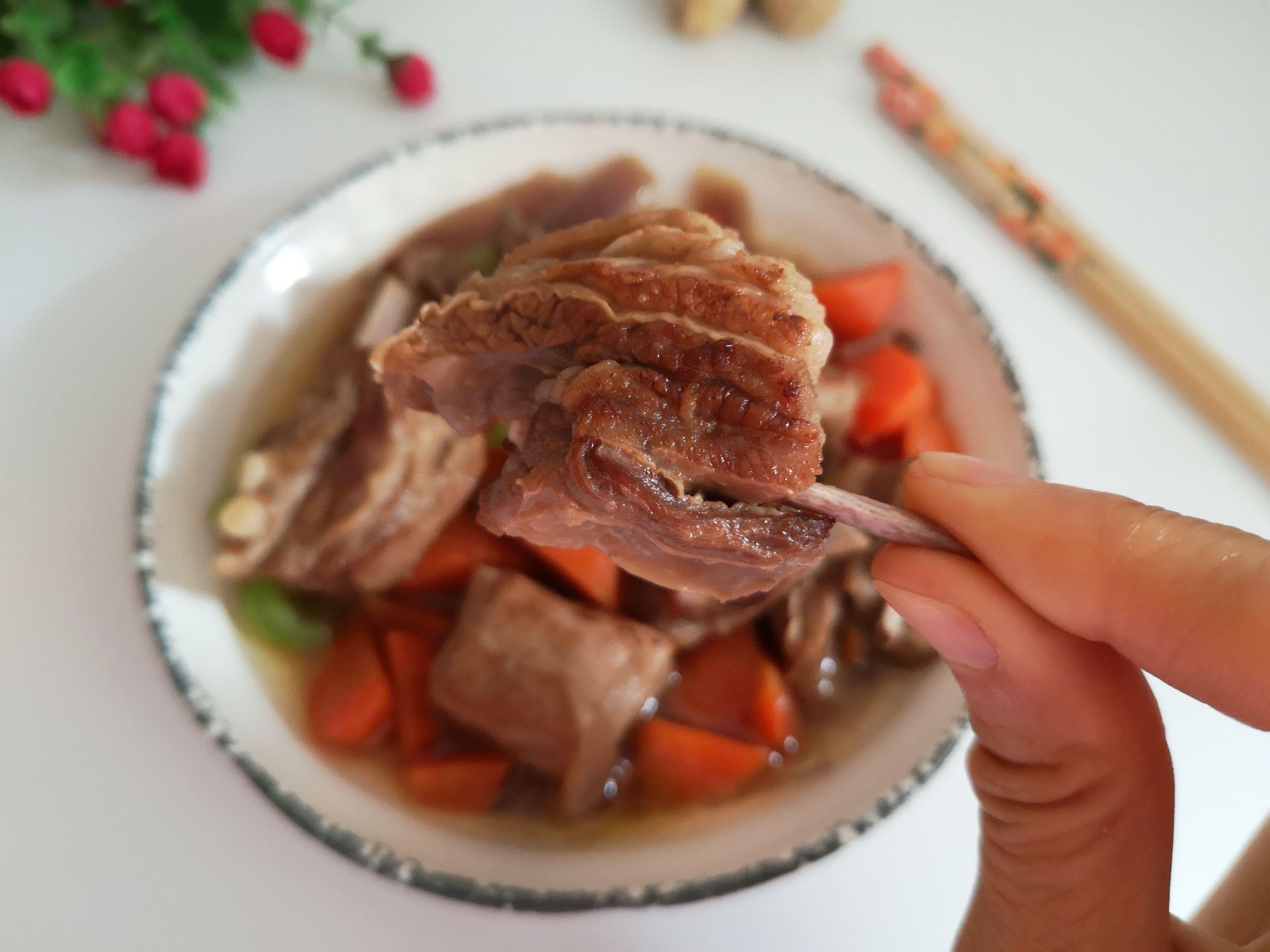 羊排這樣做,簡單又美味,暖身又暖心的做法-咸鮮味煮菜譜-易網健康養生網 羊排這樣做,簡單又美味,暖身又暖心的做法-咸鮮味煮菜譜