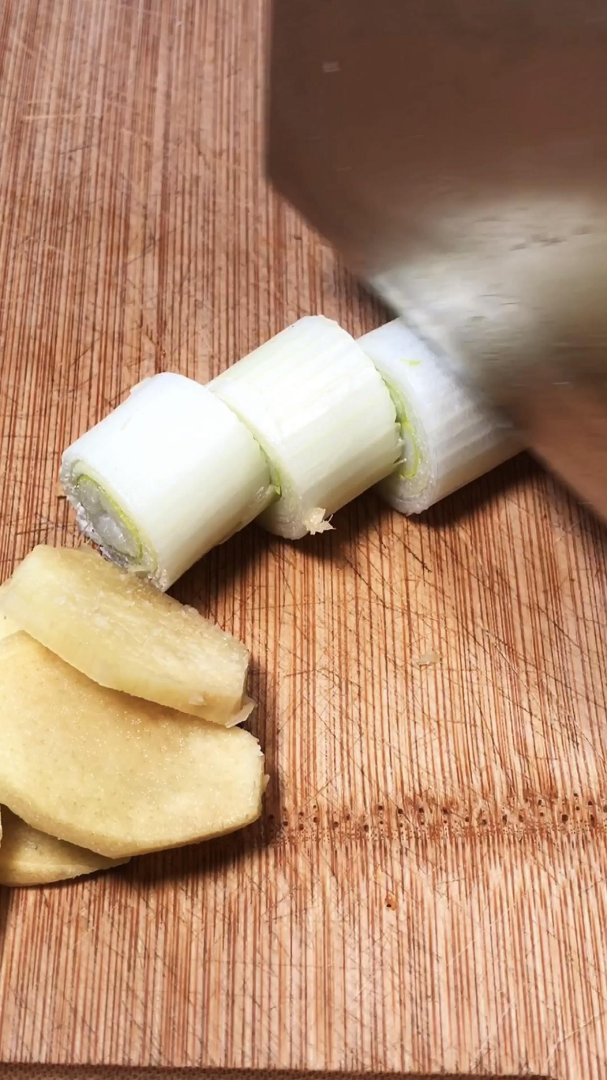 香辣羊蝎子的做法-香辣味燉菜譜-易網健康養生網 香辣羊蝎子的做法-香辣味燉菜譜