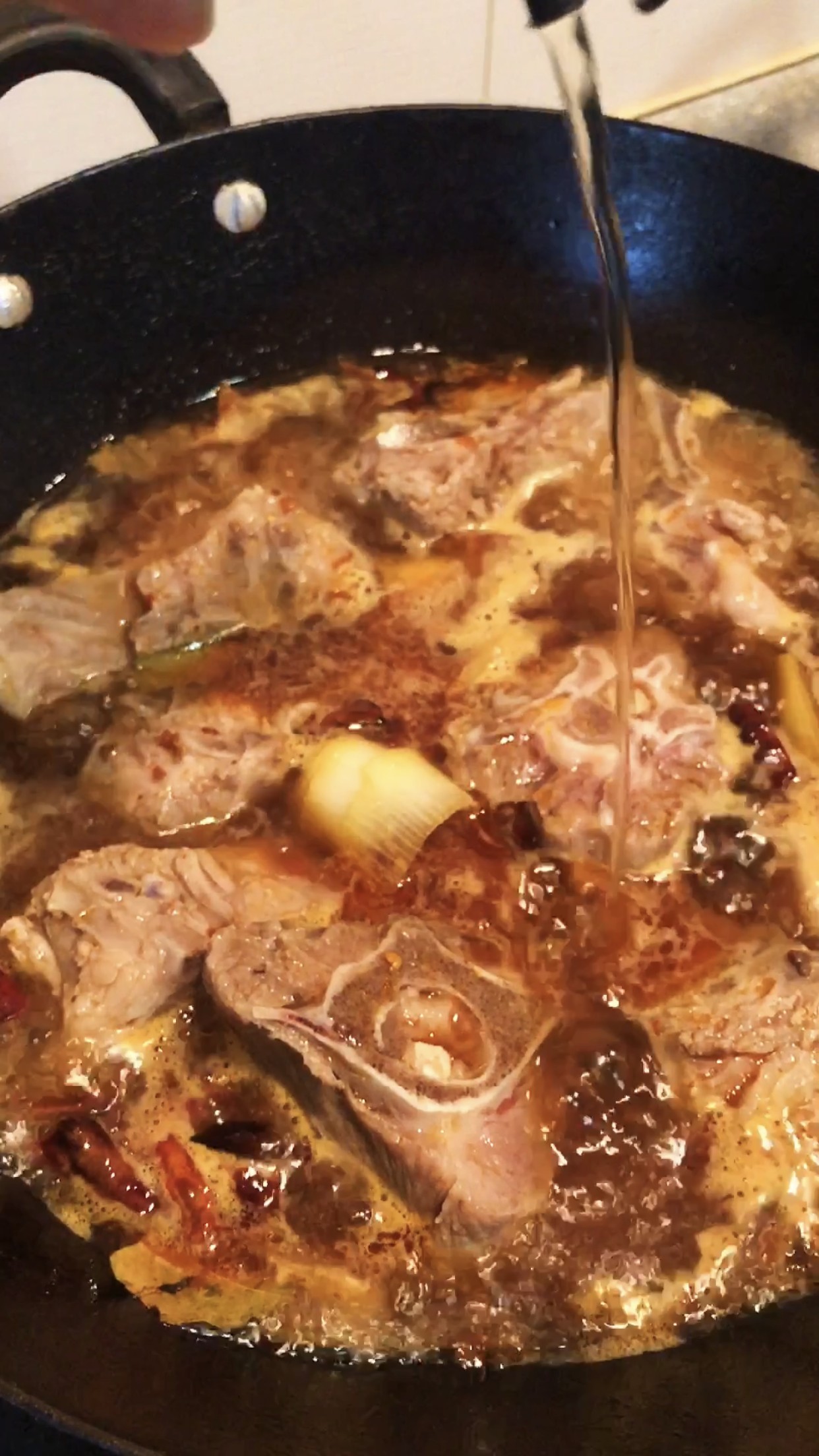 香辣羊蝎子的做法-香辣味燉菜譜-易網健康養生網 香辣羊蝎子的做法-香辣味燉菜譜