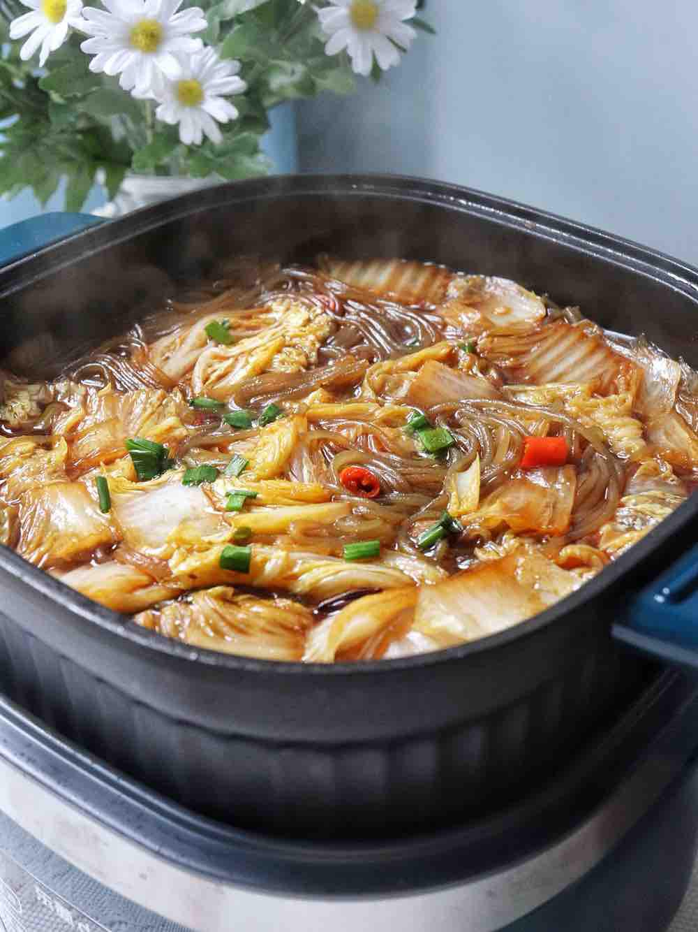 白菜豬肉燉粉條的做法-家常味煮菜譜-易網健康養生網 白菜豬肉燉粉條的做法-家常味煮菜譜