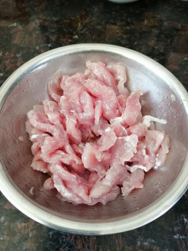 簡簡單單也不失美味~~木耳炒肉絲的做法-家常味炒菜譜