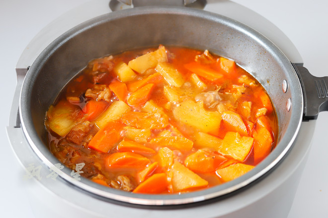 啤酒燉牛腩的做法-家常味燉菜譜-易網健康養生網 啤酒燉牛腩的做法-家常味燉菜譜