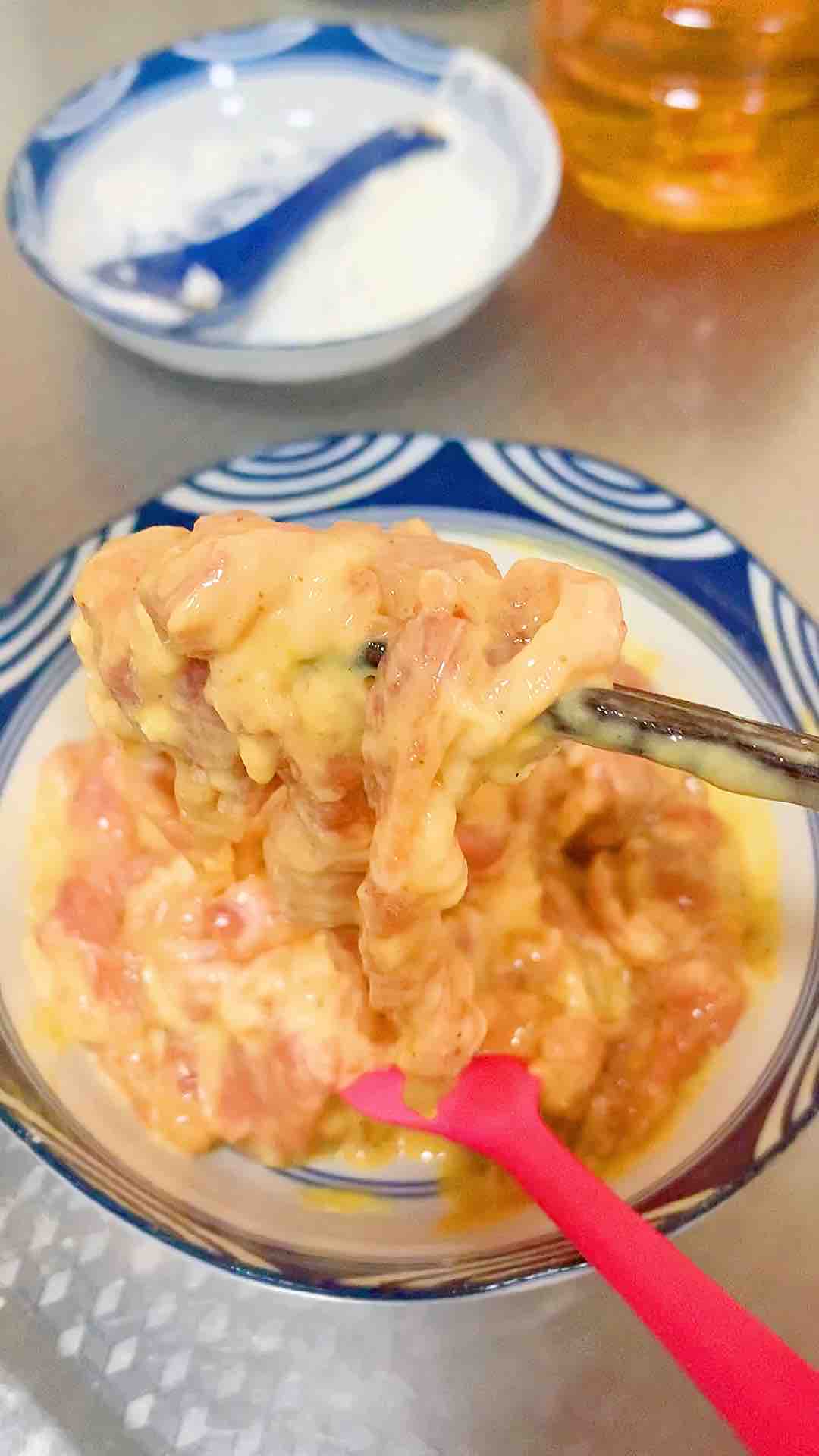 酥肉，年的味道的做法-家常味炸菜譜