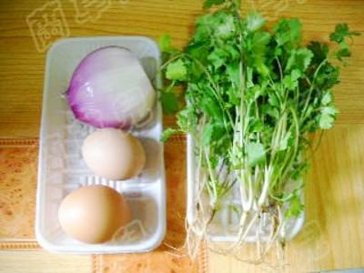 芫荽炒雞蛋的做法-家常味炒菜譜-易網(wǎng)<a href=http://www.xllyou.com/ target=_blank class=infotextkey>健康養(yǎng)生</a>網(wǎng) 芫荽炒雞蛋的做法-家常味炒菜譜
