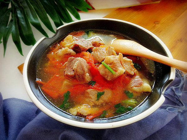 牛腩這么做才對(duì),味爽清香不油膩,驅(qū)寒又暖胃的做法-咸鮮味燉菜譜-易網(wǎng)健康養(yǎng)生網(wǎng) 牛腩這么做才對(duì),味爽清香不油膩,驅(qū)寒又暖胃的做法-咸鮮味燉菜譜